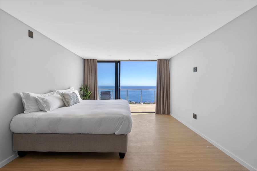 7 Bedroom Property for Sale in Camps Bay Western Cape